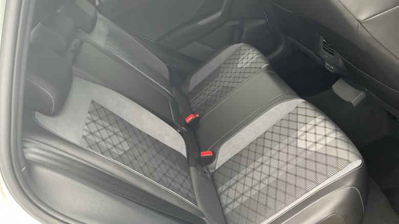 Volkswagen T-Roc 1.5 TSI R-Line 5dr Petrol Hatchback